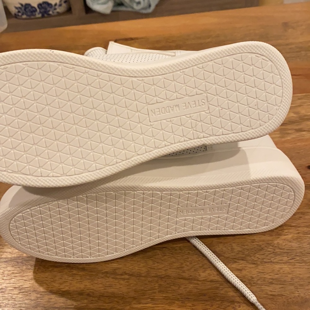 Steve Madden Wedge White Leather Boot - image 3